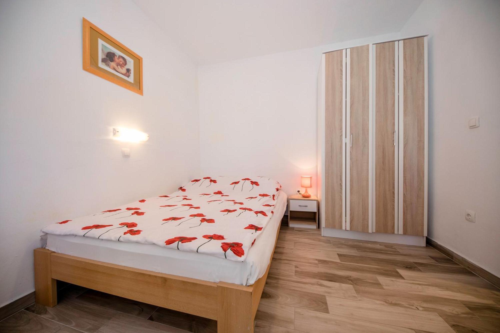 Kazo Apartment Rab Town Exterior photo